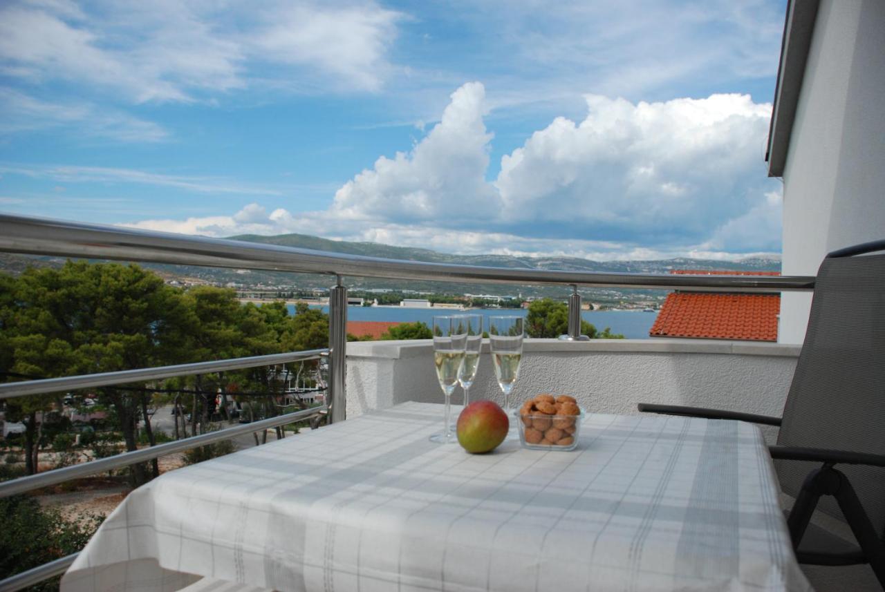 Apartments Antonella Trogir Ngoại thất bức ảnh