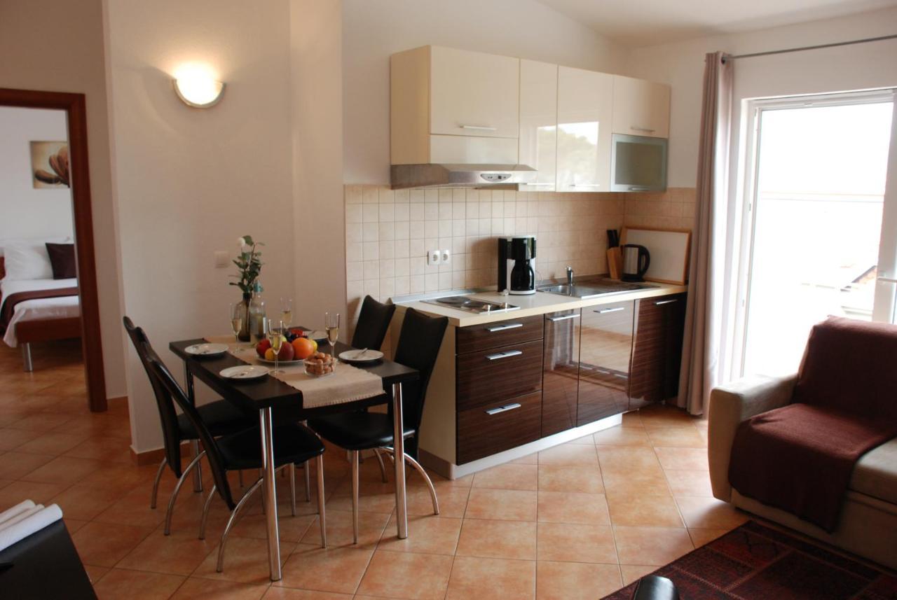 Apartments Antonella Trogir Ngoại thất bức ảnh