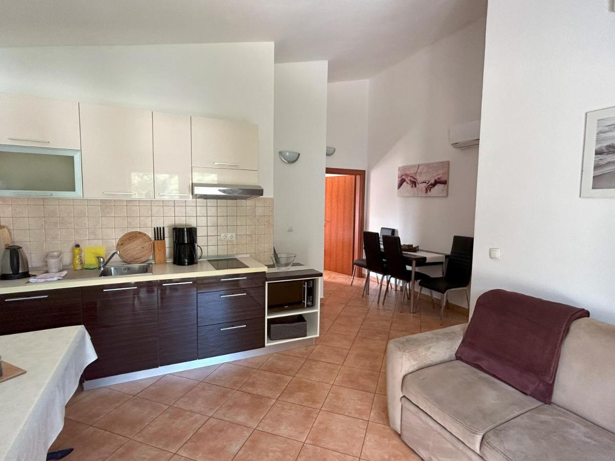 Apartments Antonella Trogir Ngoại thất bức ảnh