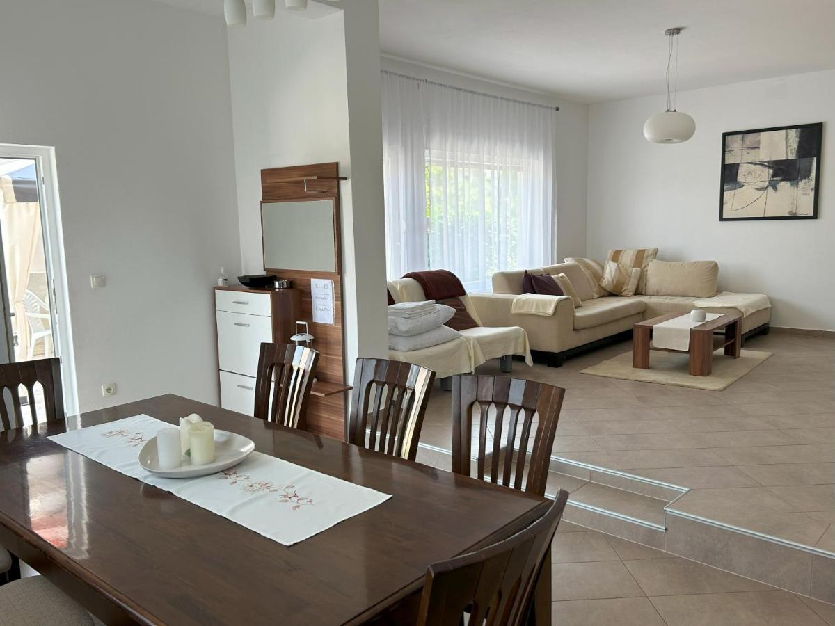 Apartments Antonella Trogir Ngoại thất bức ảnh